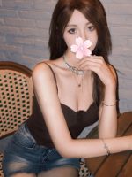 スベスベ美少女